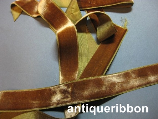Vintage brown velvet ribbon France
