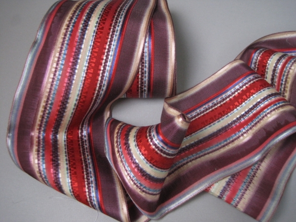 red striped ribbon