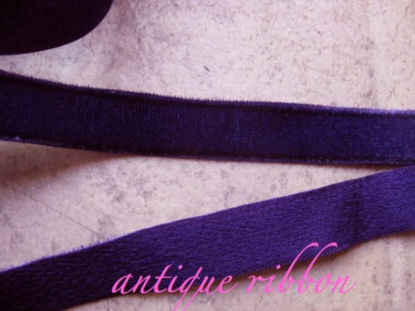 Vintage French velvet ribbon