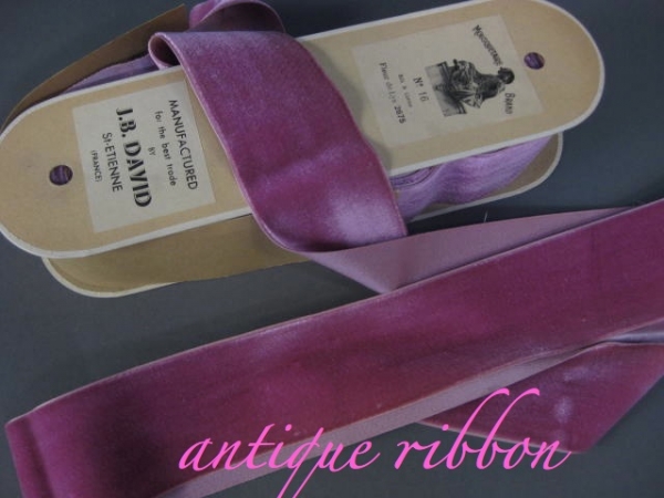 Vintage velvet ribbon
