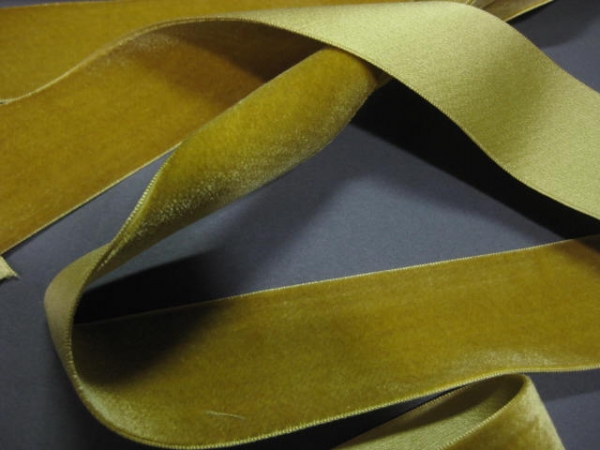 antique velvet silk fabric ribbon absinthe