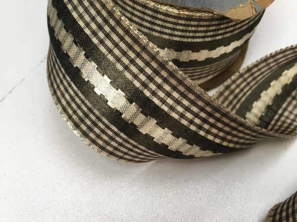 Brown plaid ribbon
