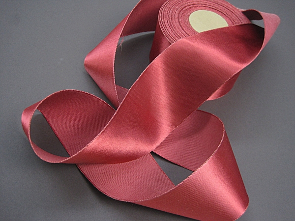 Gros grain satin finish rose ribbon