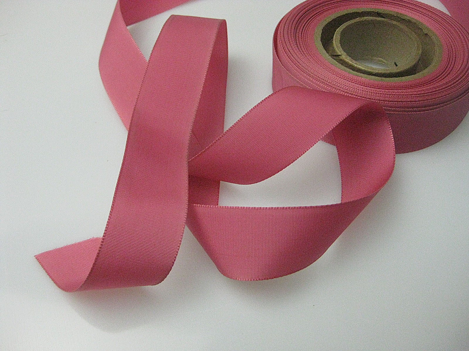 Vintage 1900's Victorian silk ribbon pink 9/16 inch wide P055