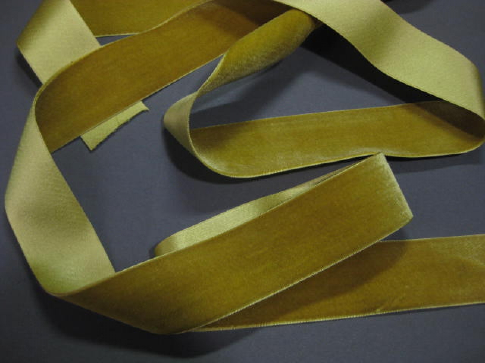 Vintage French velvet ribbon silk w cotton 1 1/2 inch Absinthe