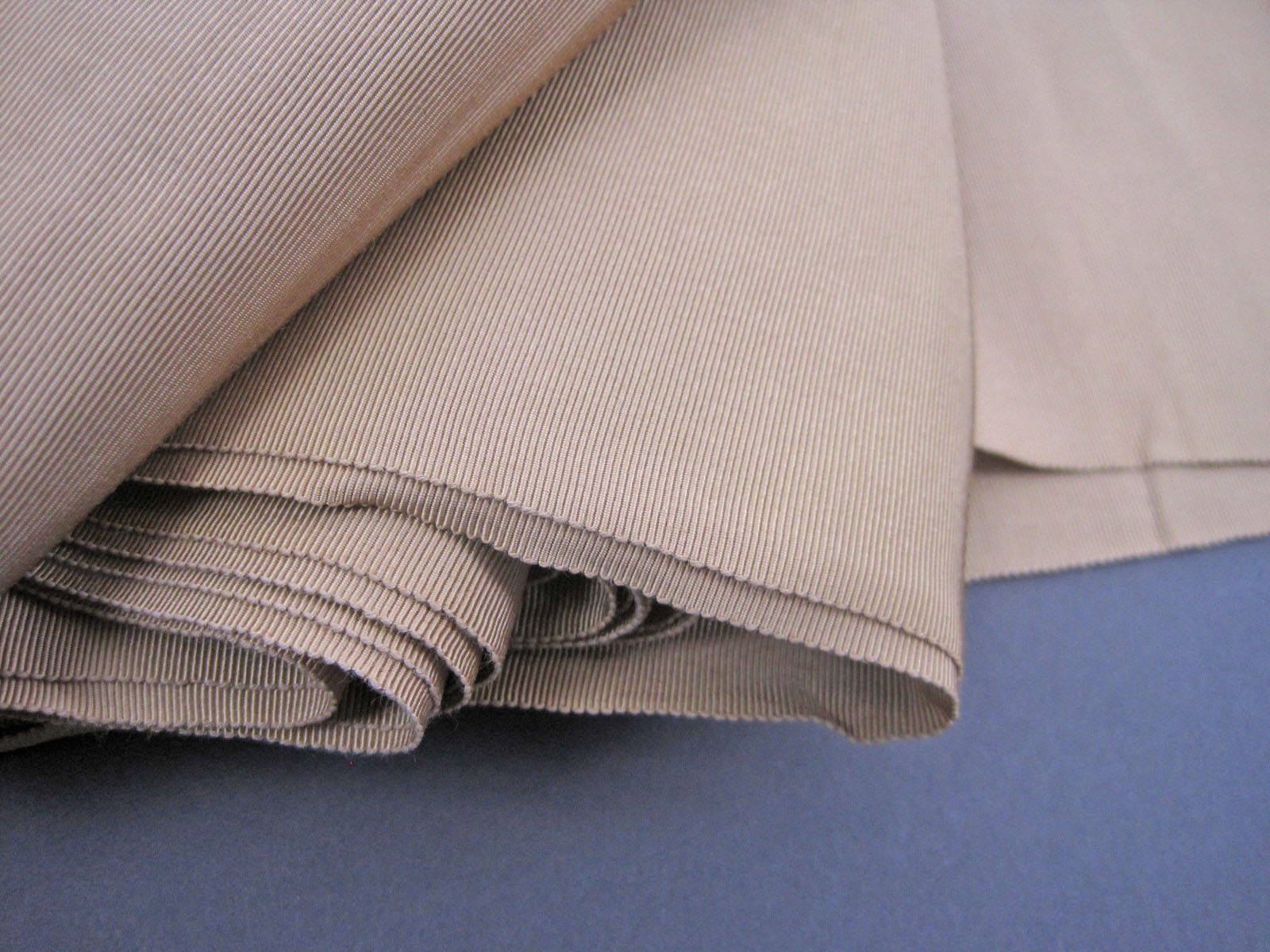 Vintage 30s Petersham ribbon Beige Tan sashing 6 1 2 inch wide