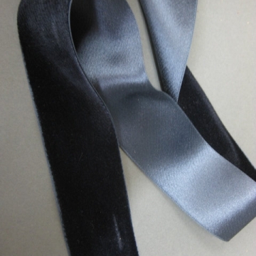 Vintage ribbon 1920s silk velvet  1 5/8 in Indigo blue  
