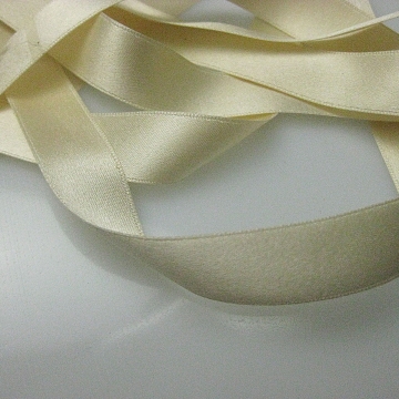 Antique Victorian silk ribbon 1900s French  cream 5/8 inch wide P057