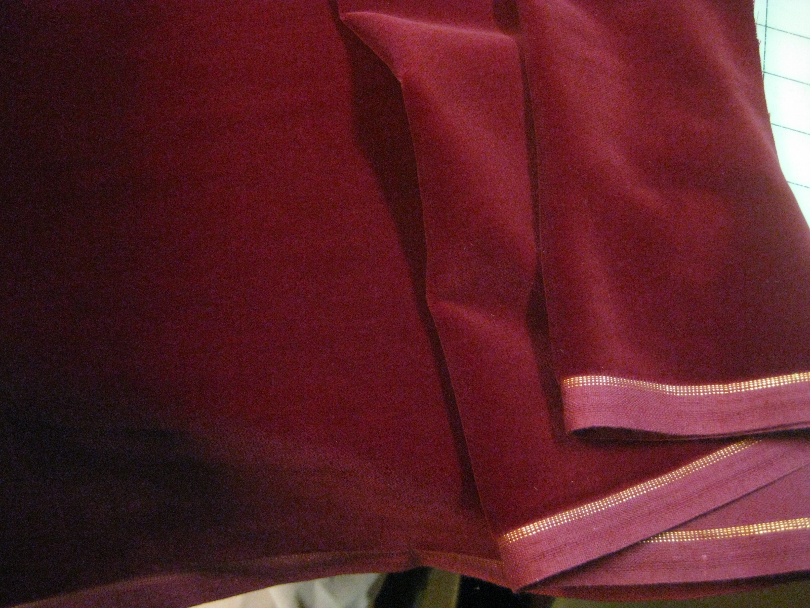 Vintage cotton Velvet fabric dark red Germany | Antique Ribbon